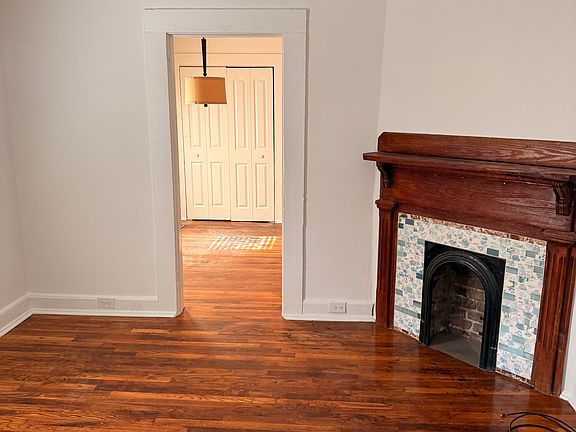 2nd image of 873 Vera St SE