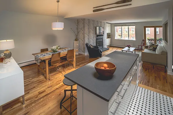 Sold by Owner | media 11