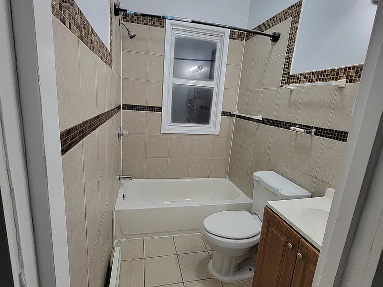 10 Rodwell Ave #2 — Photo 32