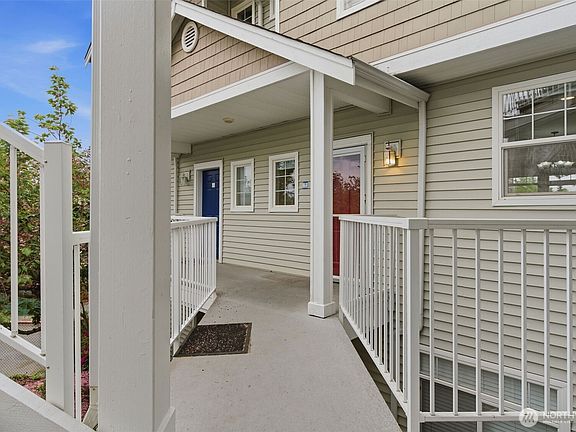 3rd image of 5400 Harbour Pointe Boulevard #G202