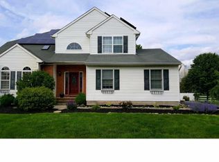 1 Errickson Ct, Jobstown, NJ 08041