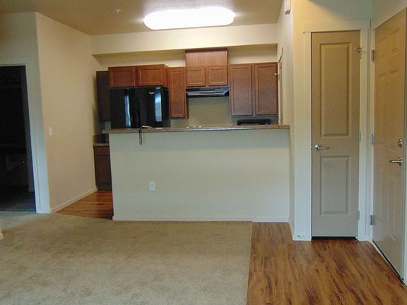 4th image of 1670 E Sweetwater Cir Unit 237