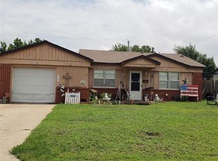 1046 Coe St, Altus, OK 73521