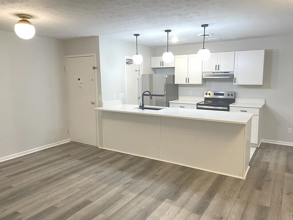 Ranchvale Apartments