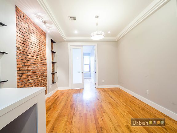 2nd image of 235 Wyckoff Ave #3A