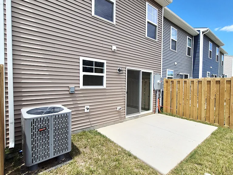 50 Grayson Village Dr — Photo 37