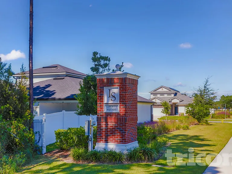 1610 Liberty Tree Pl — Photo 32