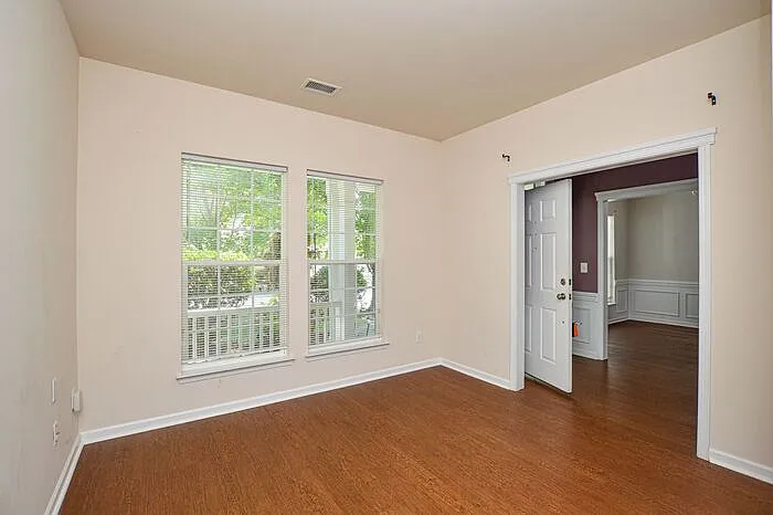 1008 Millbank Dr — Photo 30