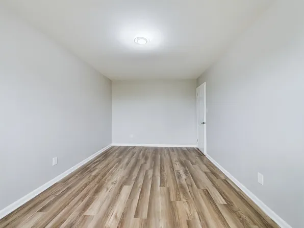 10 East View Court image 13 of 20