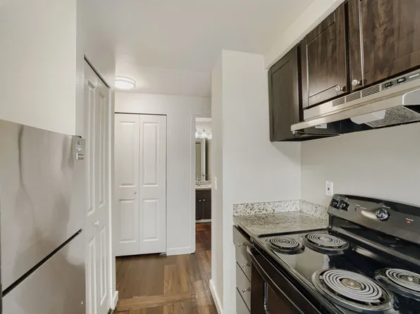 Dynasty Manor, 1214 N 137th St APT 41, Seattle, WA 98133