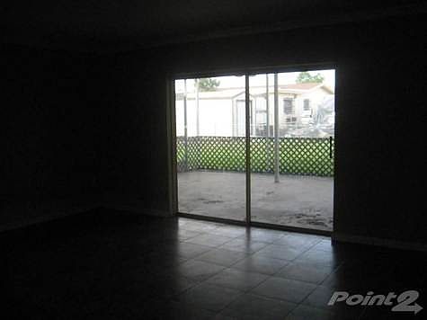 3rd image of 171 NE 210th St