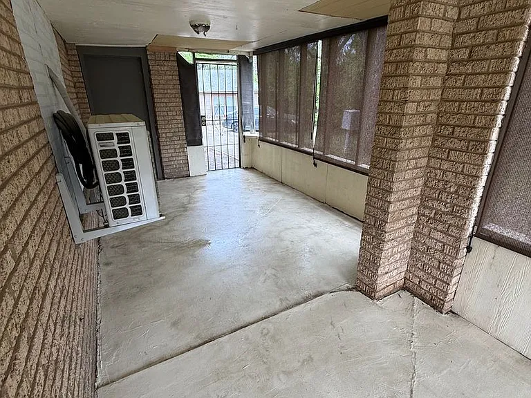 5317 Purington Ave — Photo 1