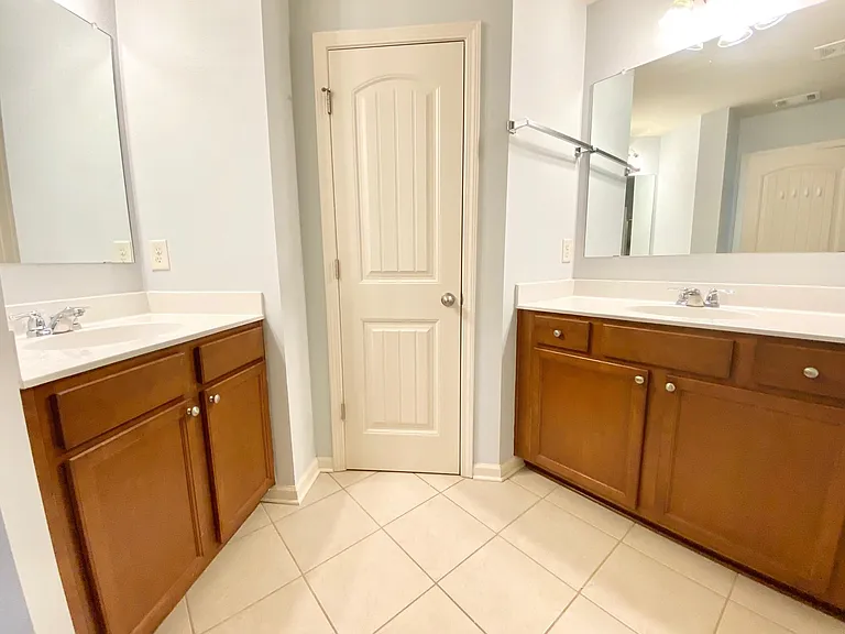1324 Kingston Trl — Photo 17