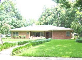 404 Huddleston St, Leland, MS 38756