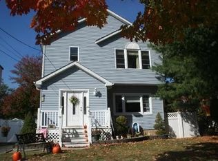 385 Burlington Rd, Paramus, NJ 07652