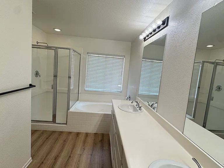 973 Yosemite Dr — Photo 48