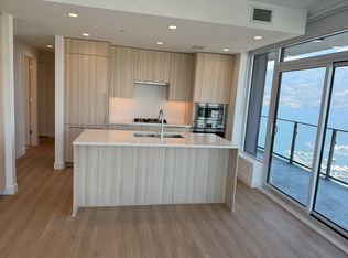 1626 Water St #2102, Kelowna, BC V1Y 0N7