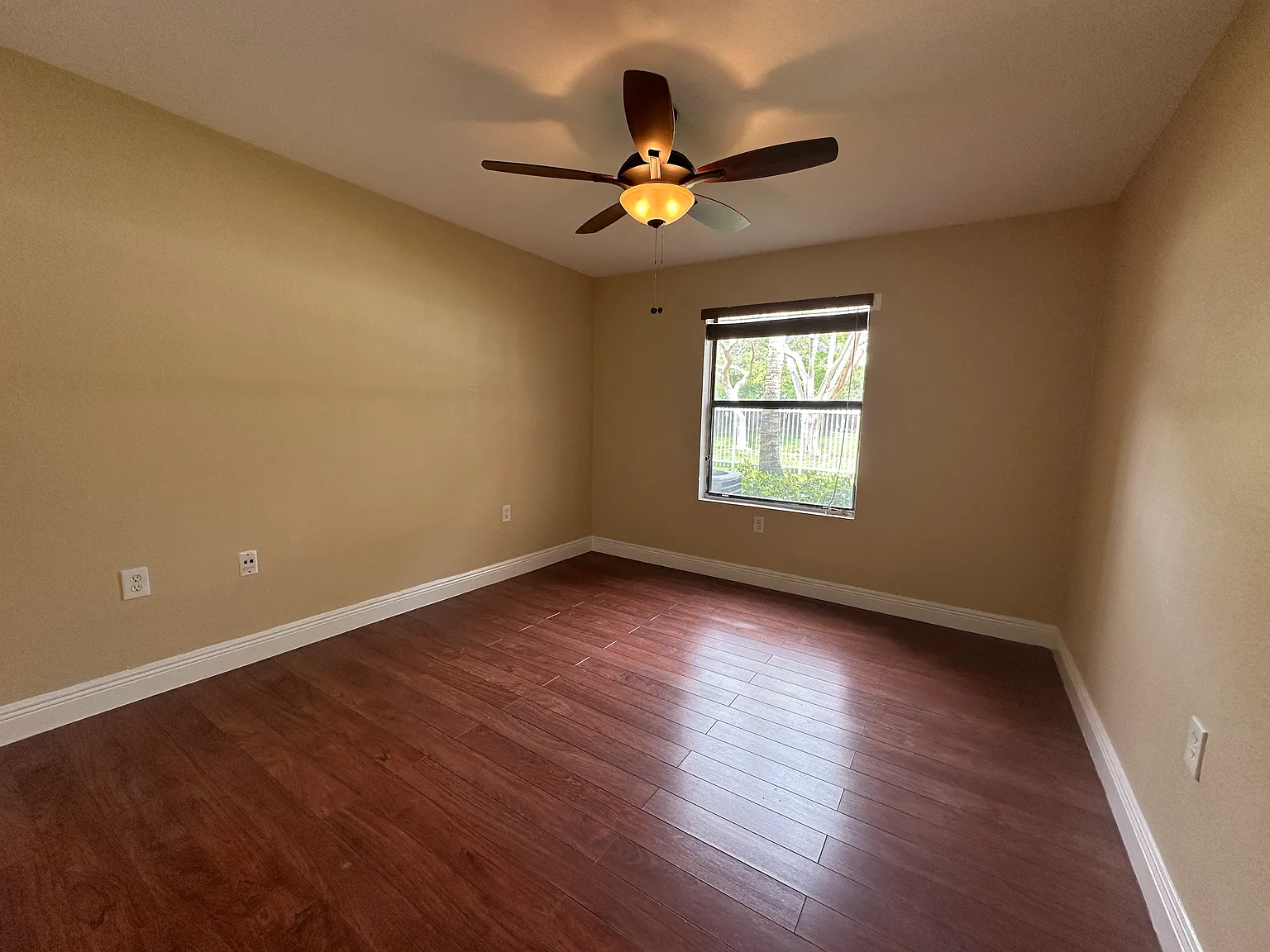 1 bed, 588 sqft, $1,900 — Photo 3