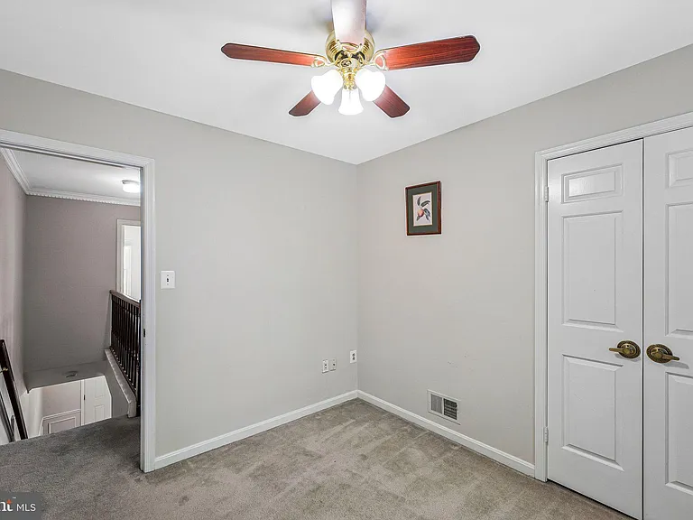 2852 Yarn Ct — Photo 18