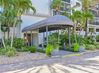1102 Benjamin Franklin Dr APT 310, Sarasota, FL 34236