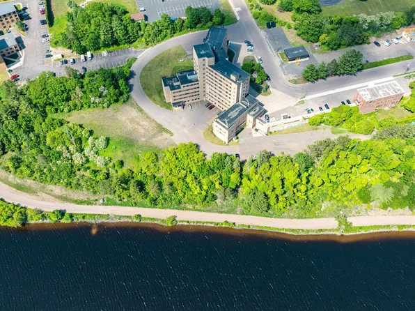 A B C Navy St, Hancock, MI 49930