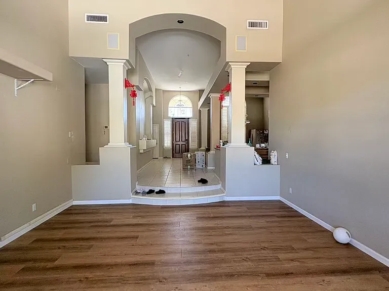 10511 N 117th Pl — Photo 5