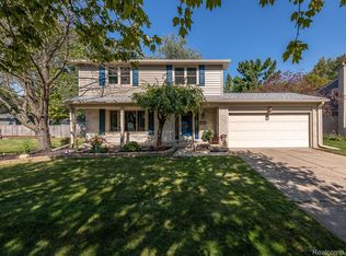 305 Cranbrook Blvd, Monroe, MI 48162