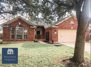 205 Mango St, Lake Jackson, TX 77566