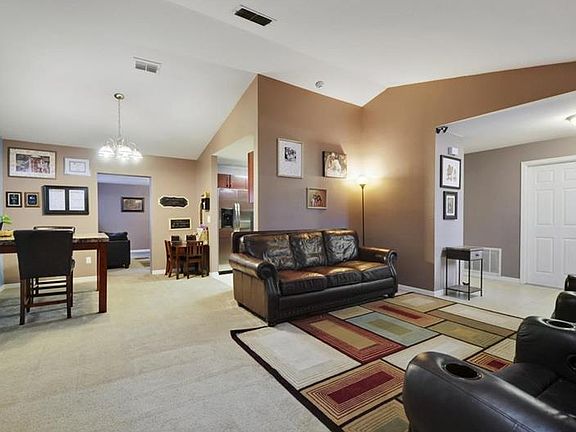 4th image of 5979 Kenlyn Ct