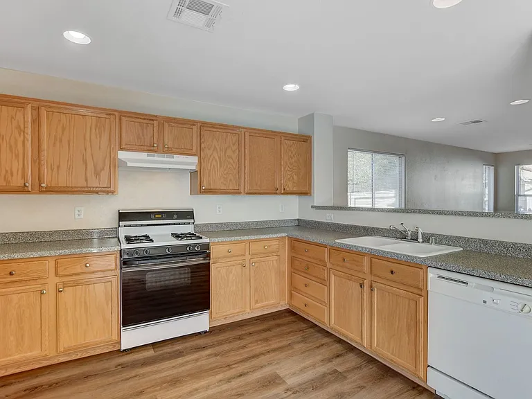 10531 Pena Blanca Ct — Photo 12