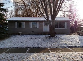 1818 43rd St NW, Rochester, MN 55901