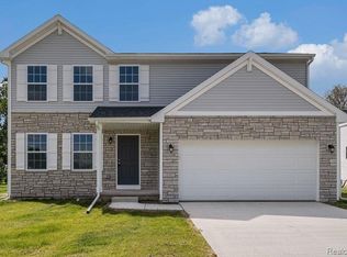 1149 Lancaster St, Lapeer, MI