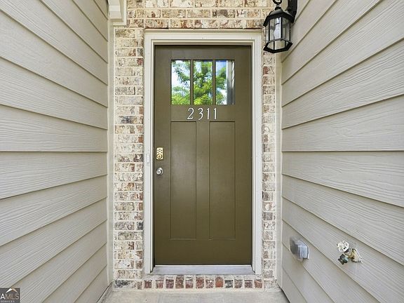 3rd image of 2311 Candy Ln