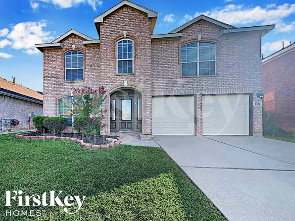 9812 Westmere Ln, Fort Worth, TX 76108