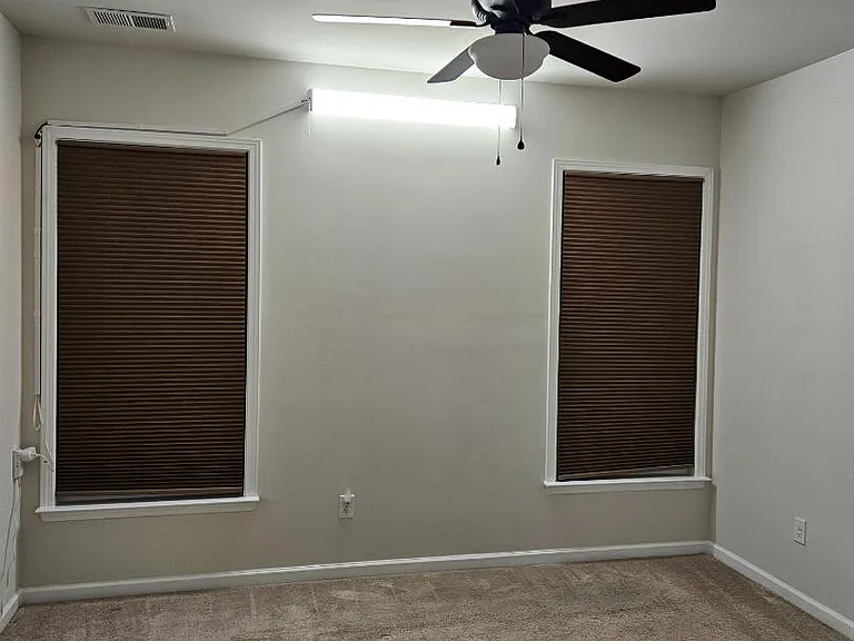 Unit Photo