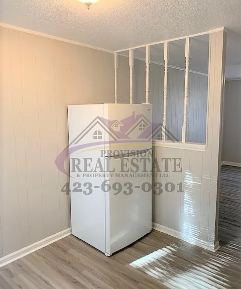 749 20th St SE — Photo 5