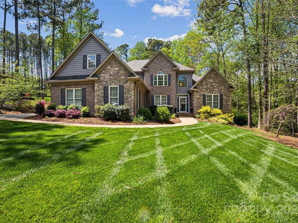 4105 Crepe Ridge Dr, Denver, NC 28037