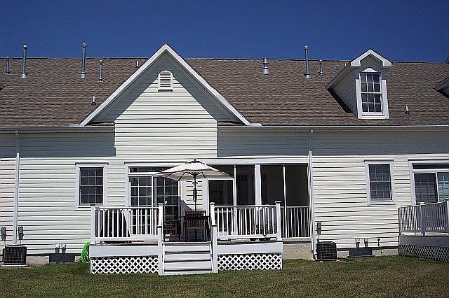 Deck and Screened in porch