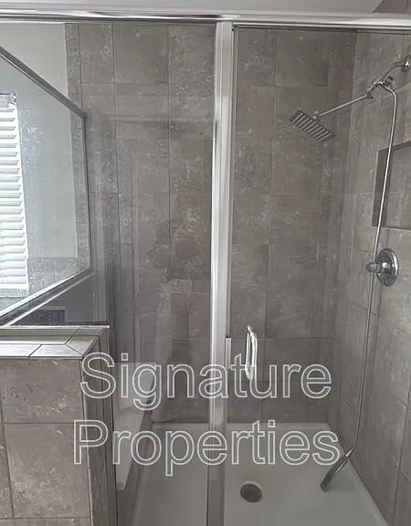100 Sandalwood Ln — Photo 13
