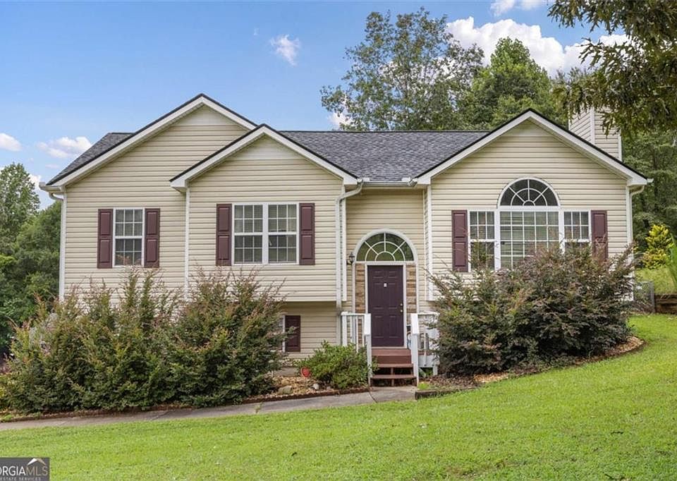 1st image of 227 Diamond Ct