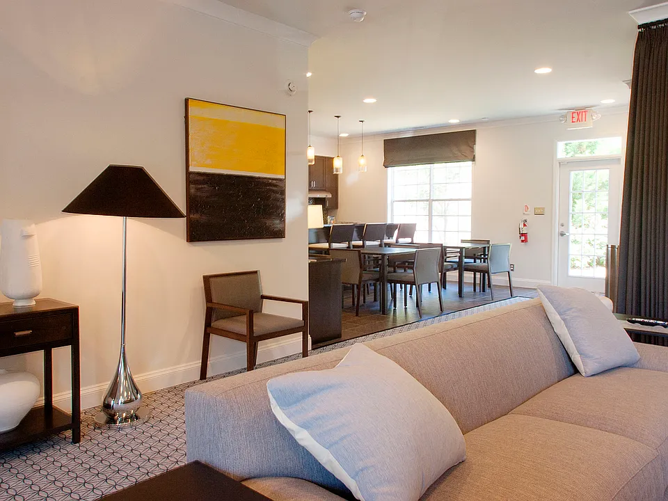 Carriage Pointe at Aquia Living Room 2