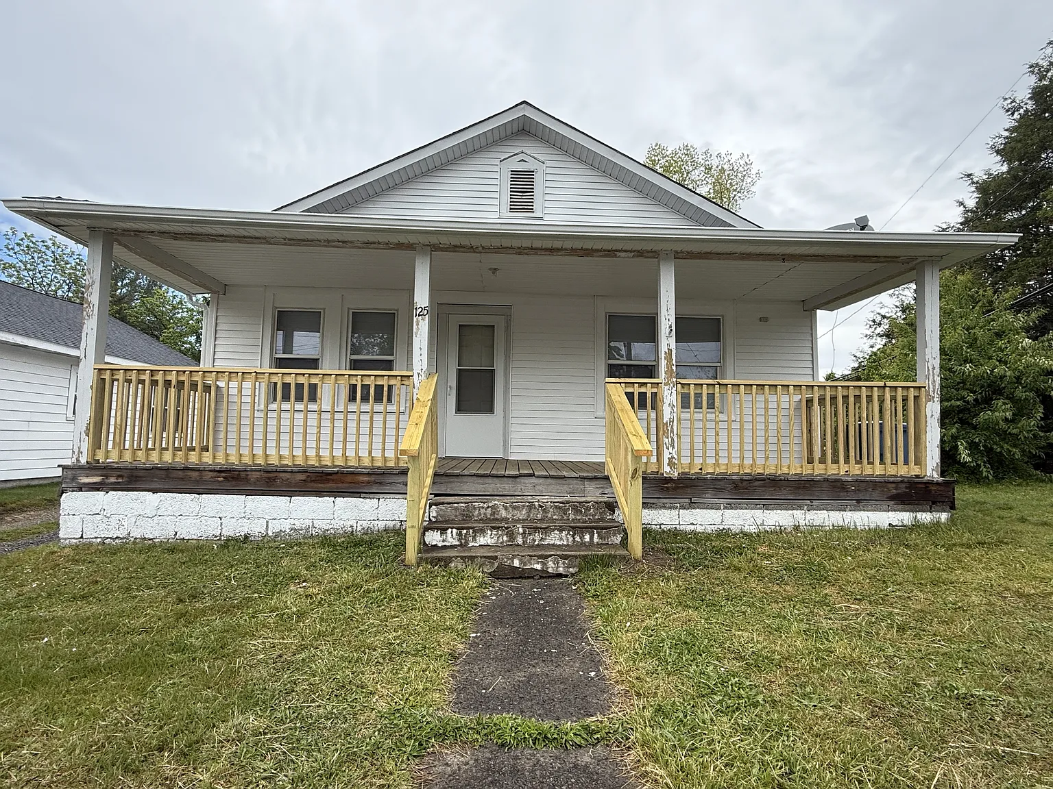 125 Clyde Street - 1 — Photo 1