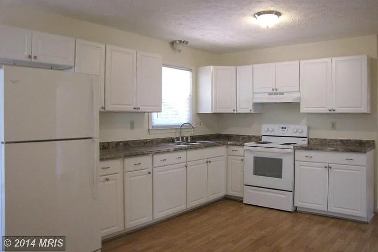 2143 Marbella Dr photo 1