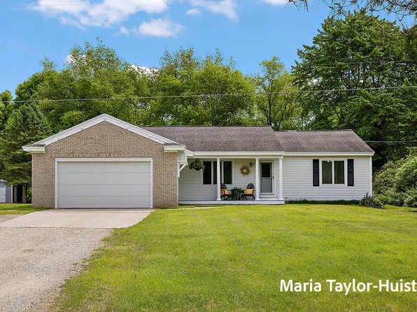 10130 64th Ave, Allendale, MI 49401
