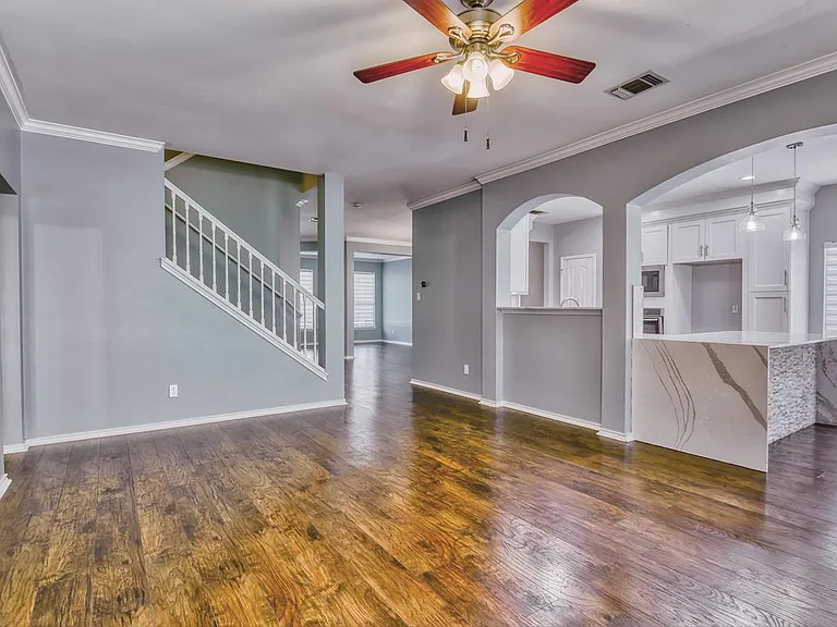 22503 Madison Park — Photo 10