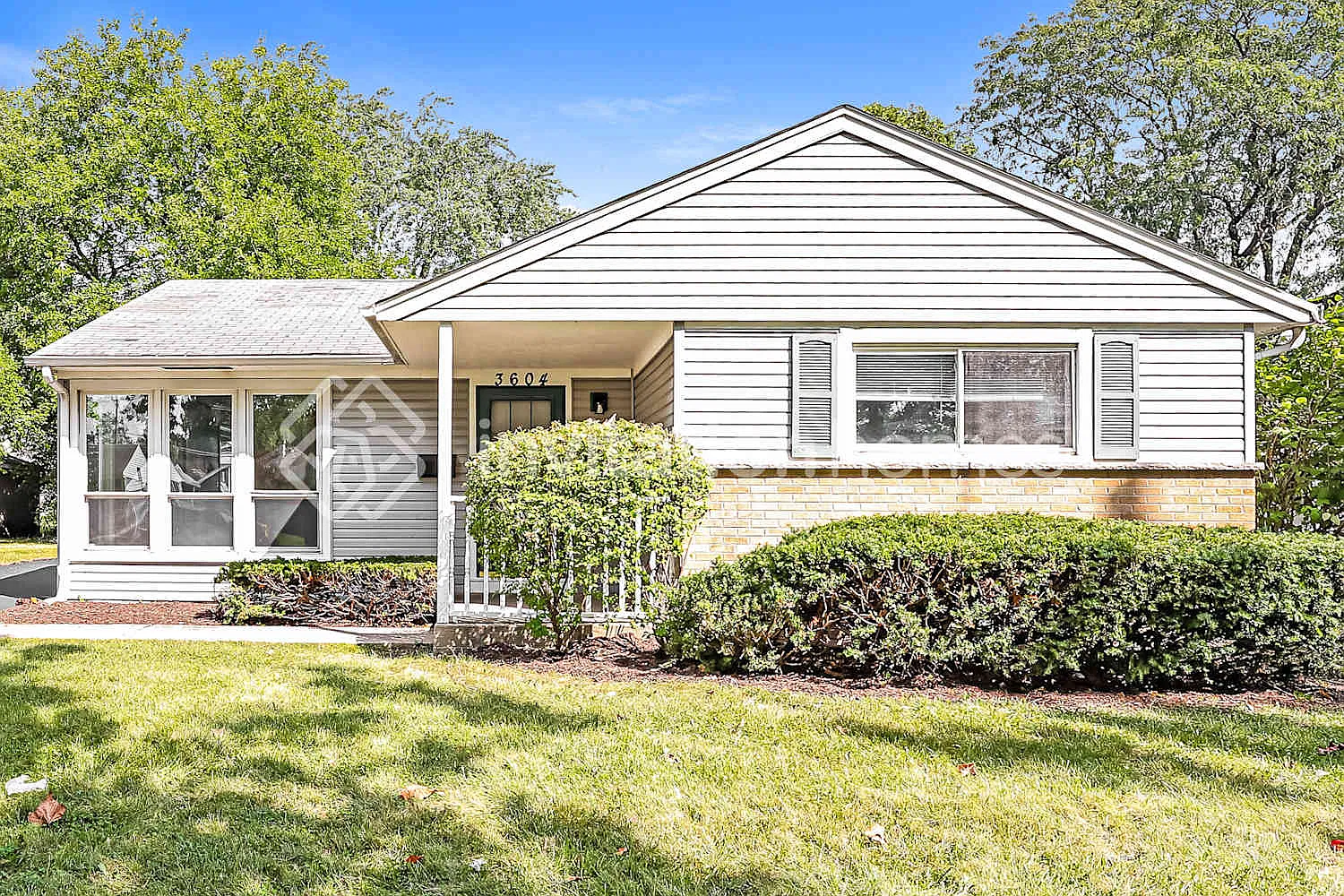 3604 Falcon Ct S Rolling Meadows, IL 60008 — Photo 1