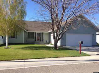 2087 Prairie Rd, Riverton, WY 82501