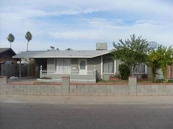 2nd image of 8338 W Glenrosa Ave