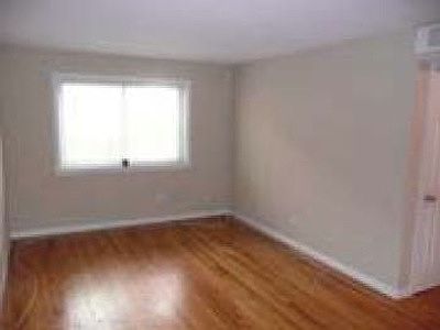 3rd image of 3508-3510 Russell Blvd #3