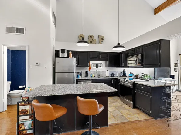 9222 Church Rd APT 114, Dallas, TX 75231